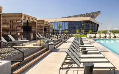 NFRA host hotel pool.